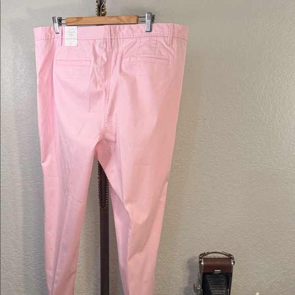 Talbots Women’s Light Pink Chinos - Picture 5 of 9